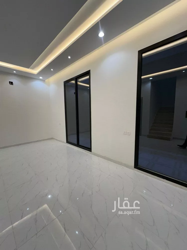 فيلا للبيع في شارع عمر الصفار, حي المرجان, مدينة الرياض, منطقة الرياض صورة 4