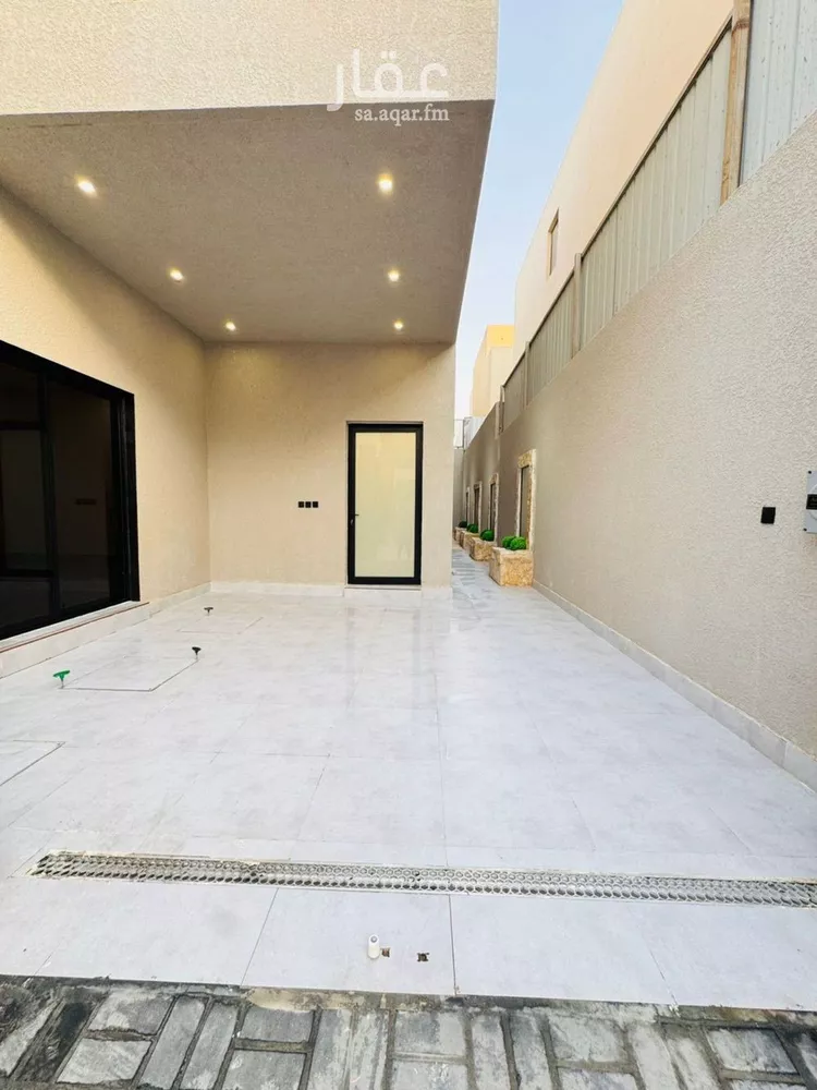 دور للبيع في شارع السرور, حي الرمال, مدينة الرياض, منطقة الرياض صورة 2