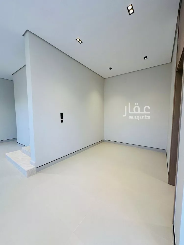 فيلا للبيع في شارع قابوس, حي المعيزيلة, مدينة الرياض, منطقة الرياض 21