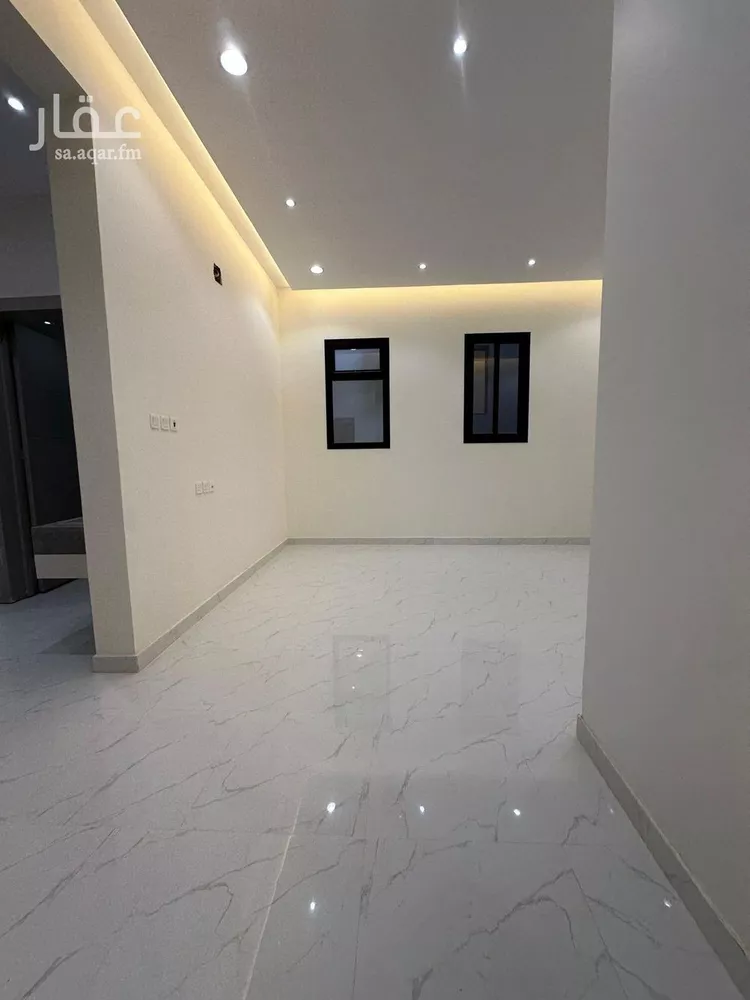 فيلا للبيع في شارع عمر الصفار, حي المرجان, مدينة الرياض, منطقة الرياض صورة 2