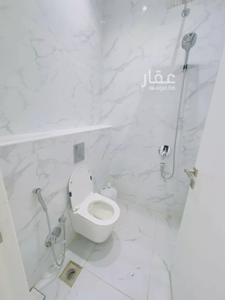 Floor for Sale in Riyadh Al Qadisiyah صورة 5