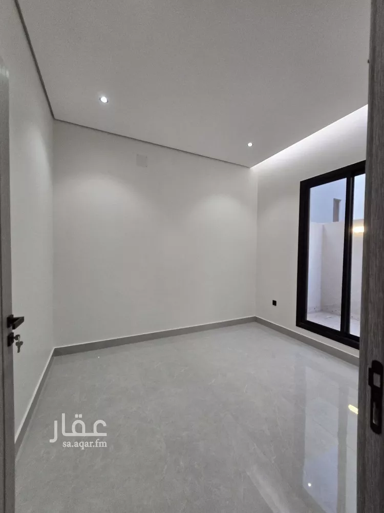 فيلا للبيع في شارع قطب الدين أبي الخير, حي البيان, مدينة الرياض, منطقة الرياض 17