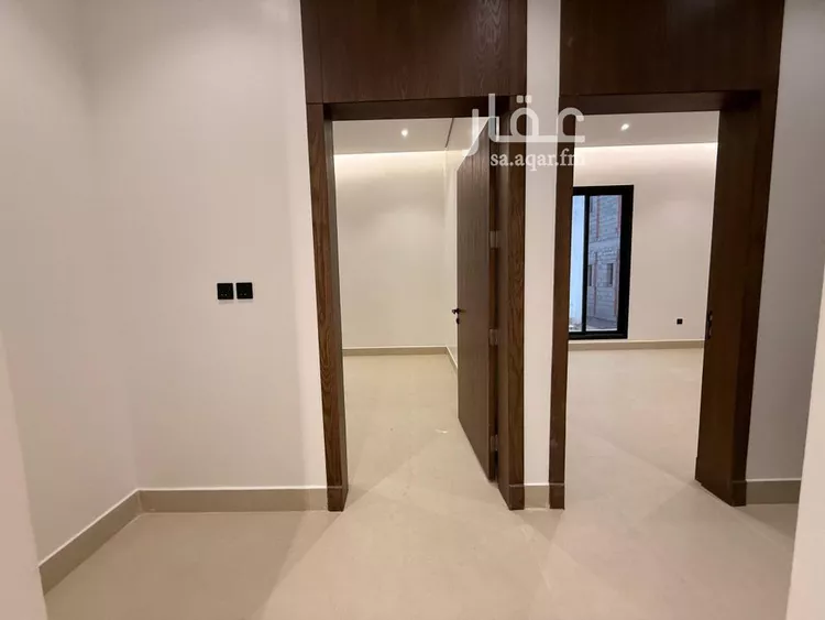 دور للبيع في شارع أمين الريحاني, حي المعيزيلة, مدينة الرياض, منطقة الرياض 10