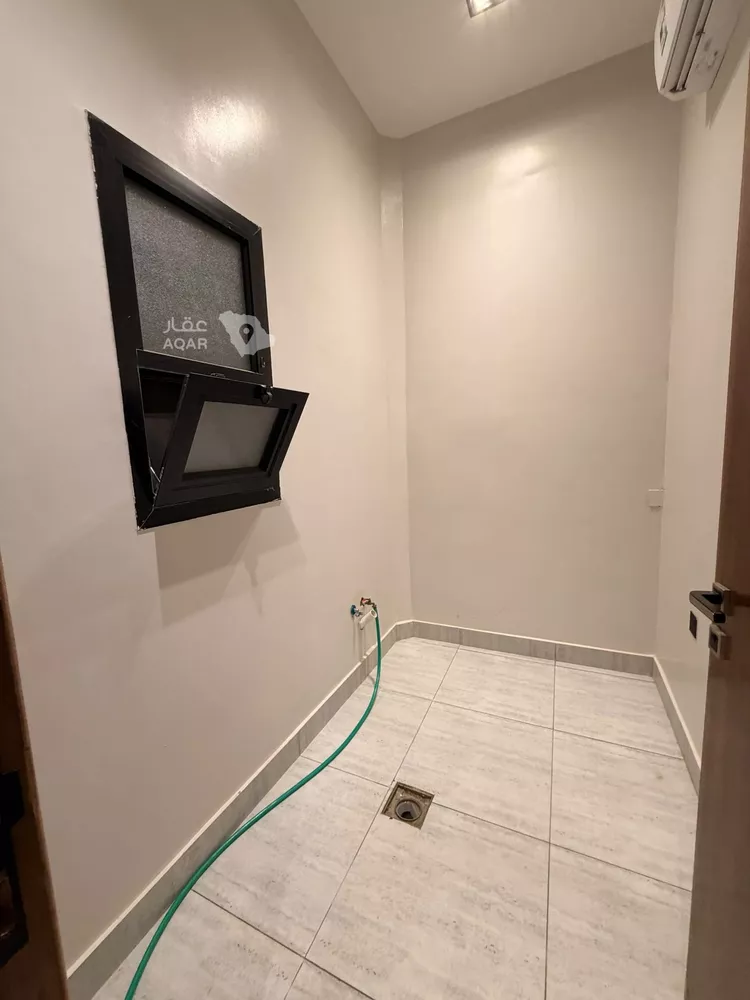 شقة للإيجار في شارع رقم 330, حي المونسية, مدينة الرياض, منطقة الرياض 18
