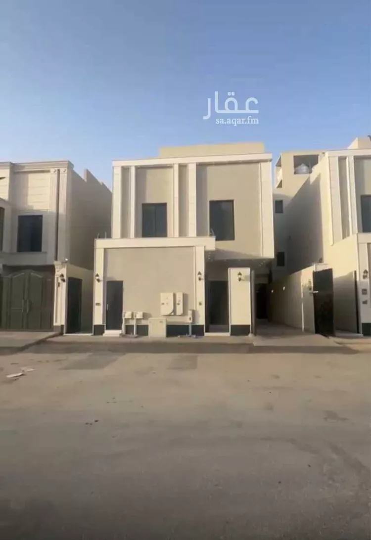 Floor for Sale in Riyadh Al Janadriyah