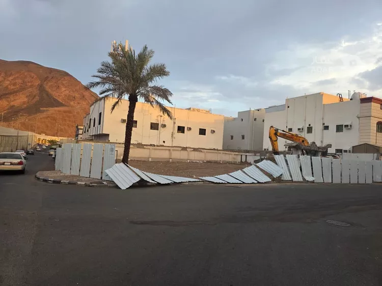 Land for Sale in Medina Ad Difa