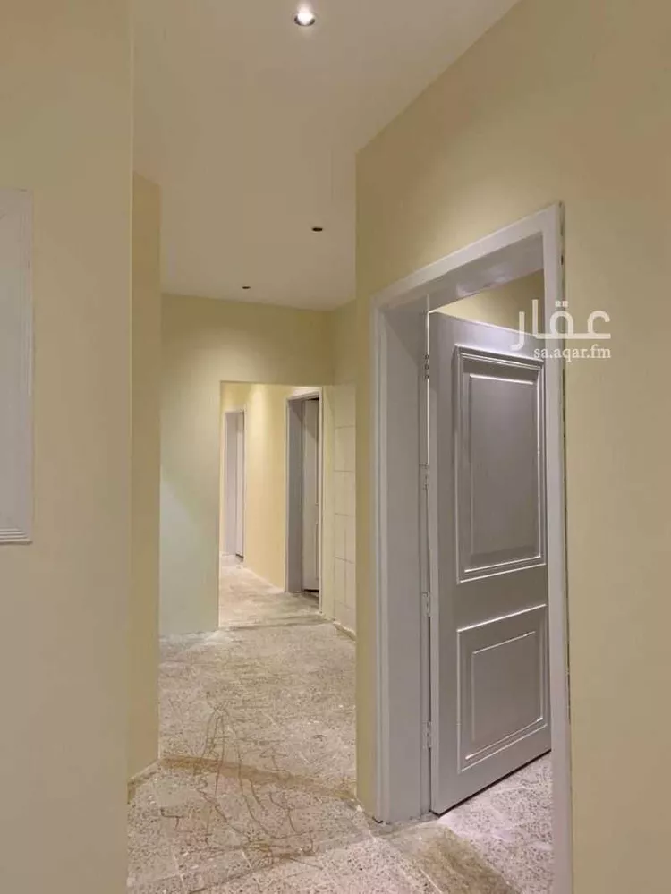 عمارة للبيع في شارع بشير ابن الحارث, حي اليرموك, مدينة خميس مشيط, منطقة عسير صورة 2