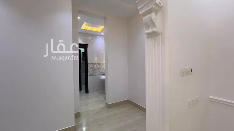 Floor for Rent in Riyadh Ar Rimal 8