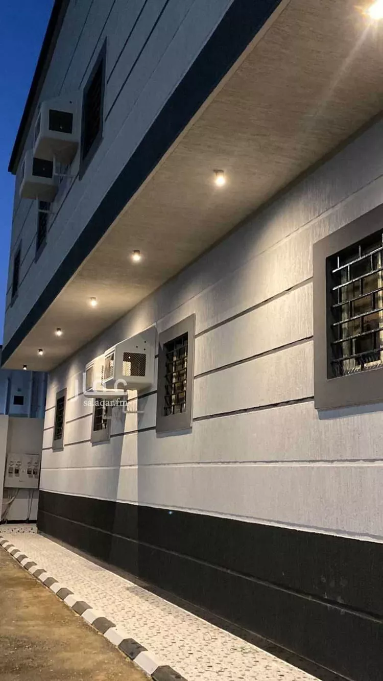 عمارة للبيع في شارع خالد بن الوليد, حي النعيم, مدينة رابغ, منطقة مكة المكرمة صورة 2