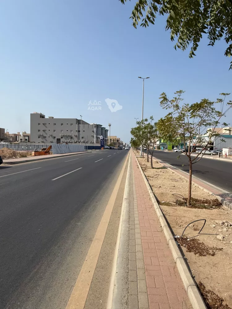 Shop for Rent in Jeddah Al Shera'a صورة 3