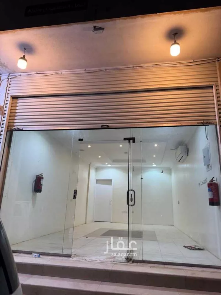 محل للإيجار في شارع طريق الملك عبدالعزيز, حي الأندلس, مدينة المجمعة, منطقة الرياض