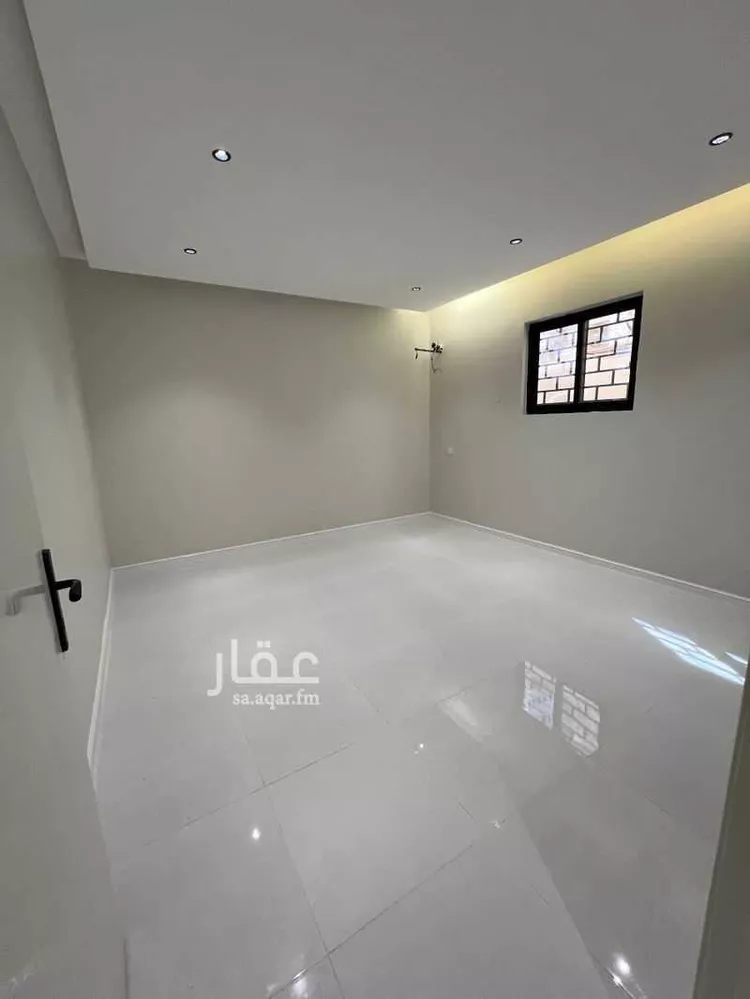 شقة للإيجار في شارع الحسن البوريني ، حي الشفا ، تبوك ، منطقة تبوك صورة 5
