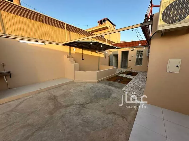 استراحة للبيع في شارع العريمضي 8, حي العريمضي الجنوبي, مدينة بريدة, منطقة القصيم 14