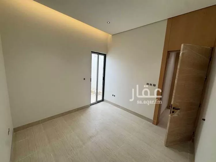 Floor for Sale in Riyadh As Safaa 7