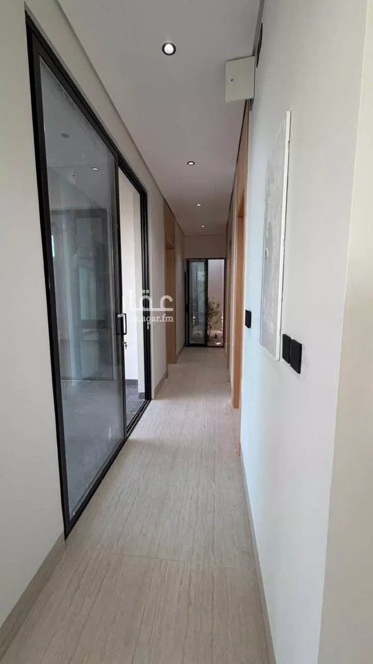 دور للبيع في شارع سد مارب, حي الربوة, مدينة الرياض, منطقة الرياض صورة 4