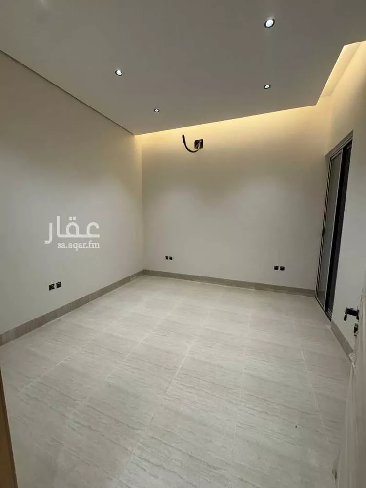 Floor for Sale in Riyadh As Safaa 6