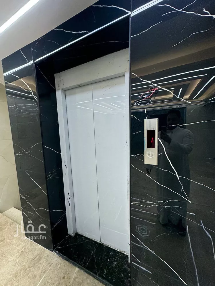 شقة للإيجار في شارع اسحاق بن الربيع الكوفي, حي العريض, مدينة المدينه المنوره, منطقة المدينة المنورة صورة 3