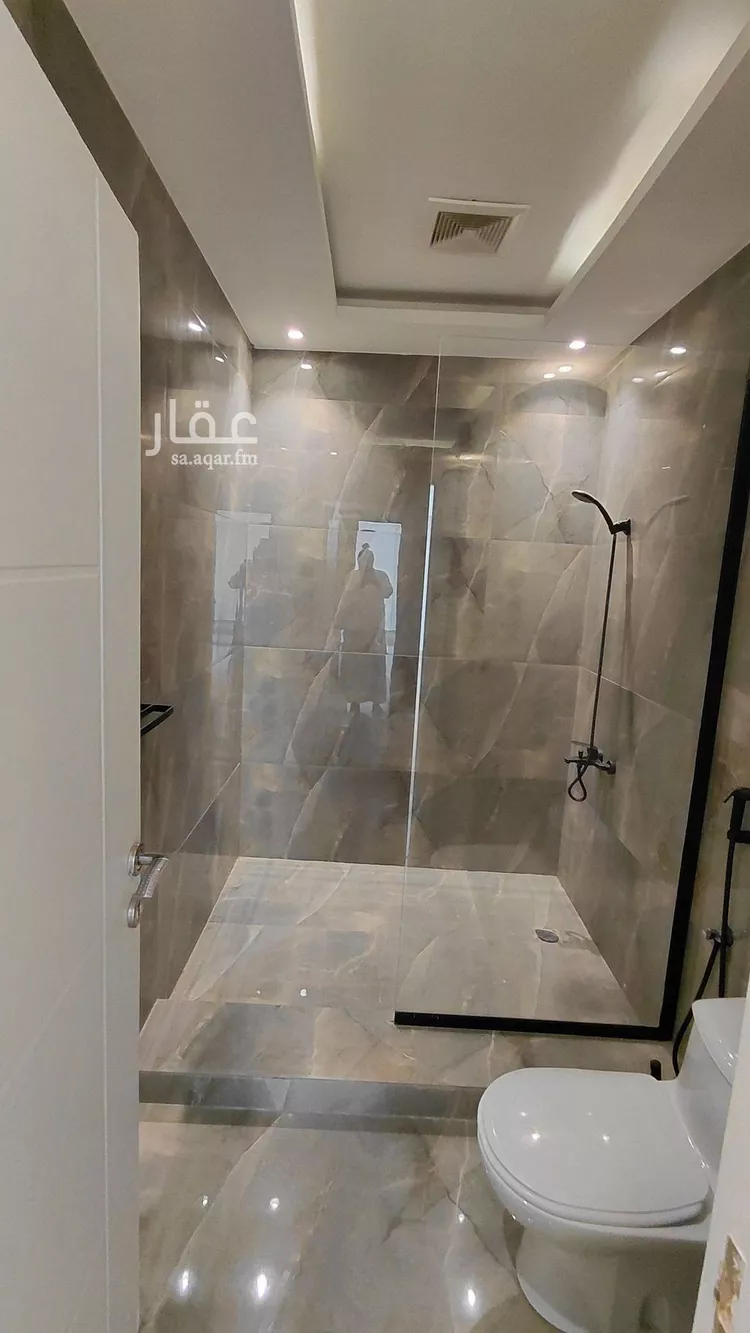 شقة للإيجار في شارع مدينة الزايد, حي العقيق, مدينة الرياض, منطقة الرياض صورة 4