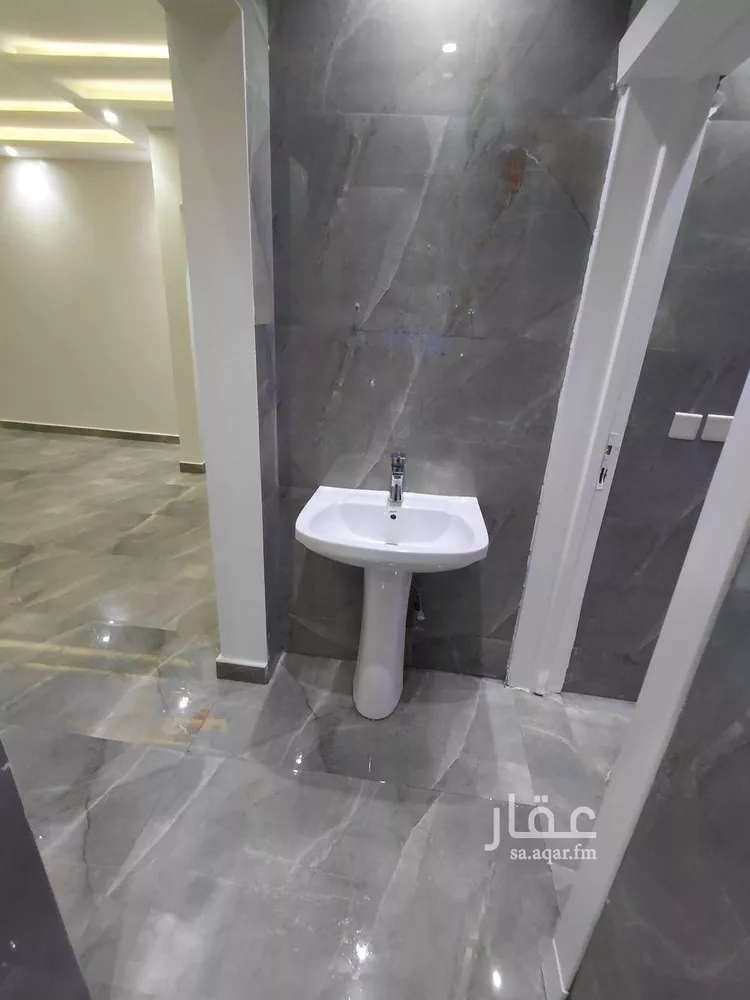 عمارة للإيجار في شارع مدينة الزايد, حي العقيق, مدينة الرياض, منطقة الرياض صورة 4