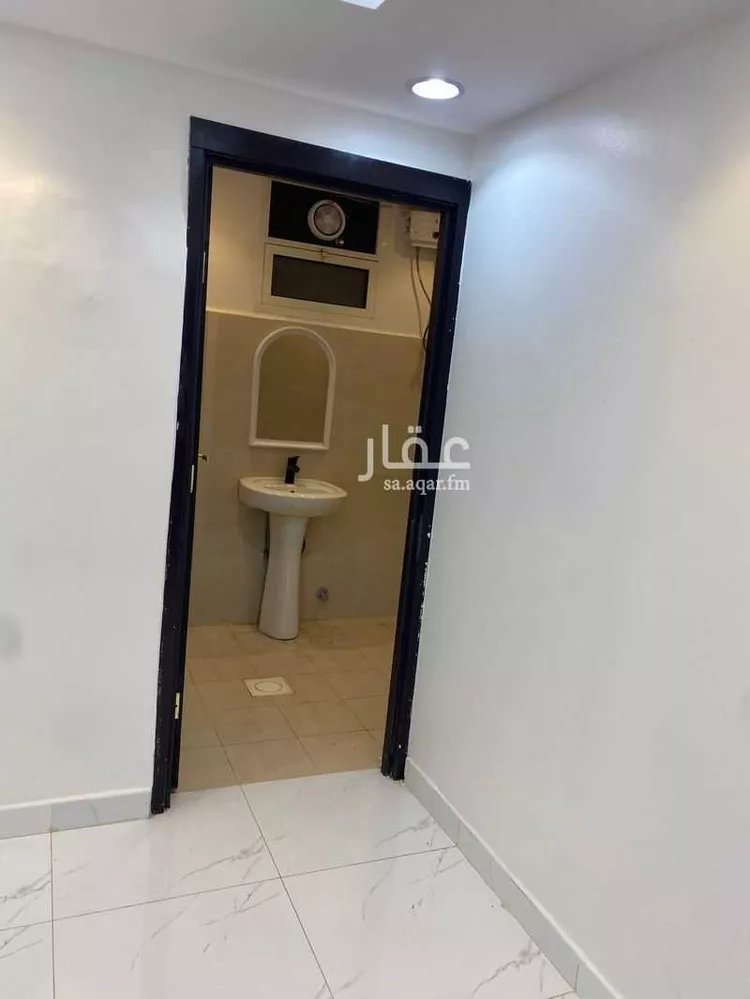 شقة للإيجار في شارع الخديد, حي اليرموك, مدينة الرياض, منطقة الرياض صورة 3