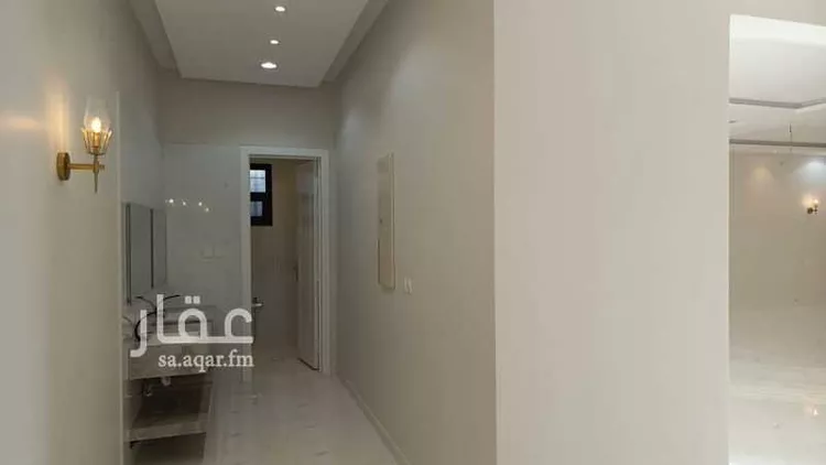 دور للإيجار في شارع عقرباء 168 ، العيينة ، الدرعية