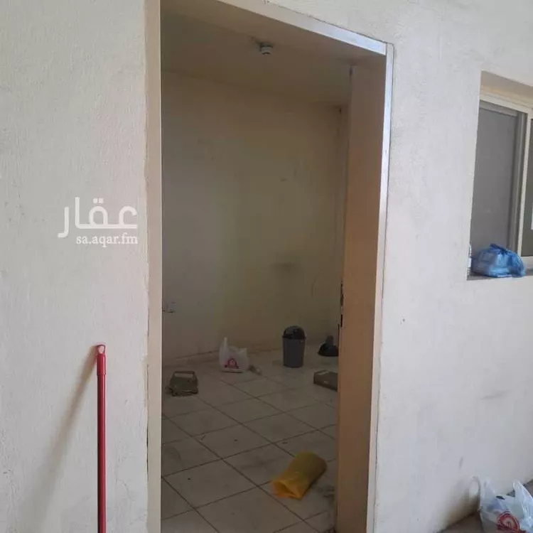 مستودع للإيجار في شارع طريق الملك عبدالعزيز, حي اليرموك, مدينة بريدة, منطقة القصيم