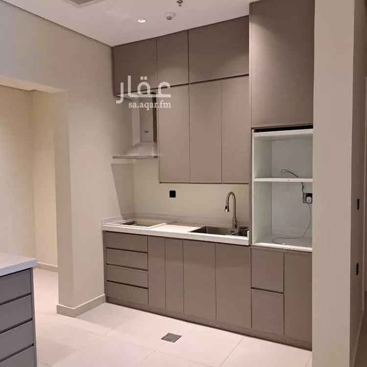شقة للإيجار في شارع الدهناء, حي الملقا, مدينة الرياض, منطقة الرياض 15