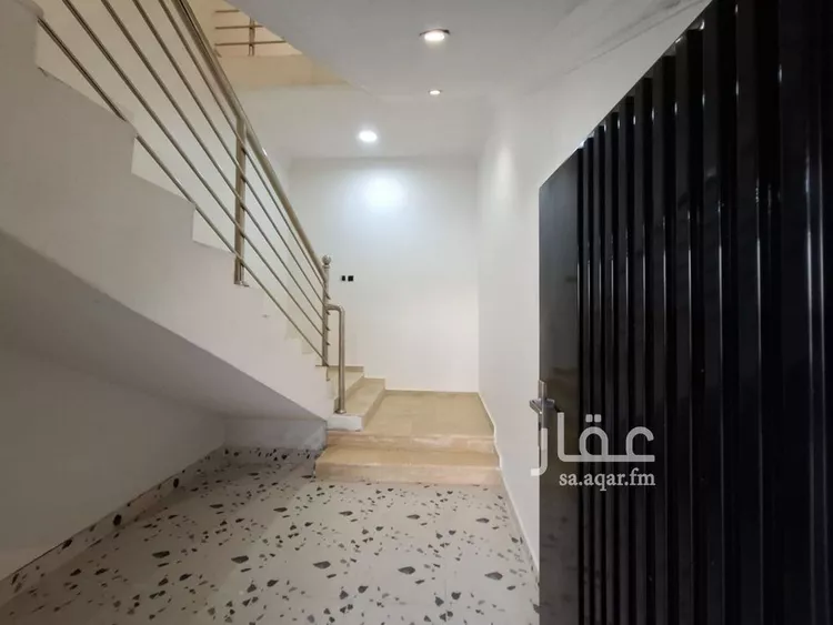 فيلا للبيع في شارع الامام مسلم, حي بدر, مدينة الرياض, منطقة الرياض 7