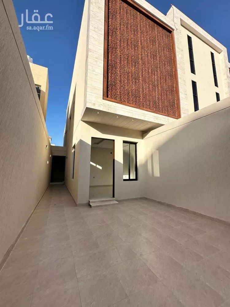 Floor for Sale in Riyadh Al Hazm 7