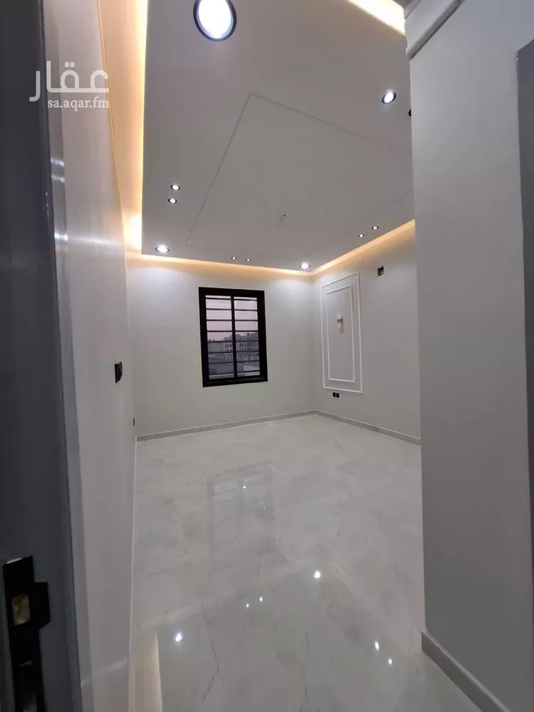 Floor for Sale in Riyadh Dhahrat Namar 15