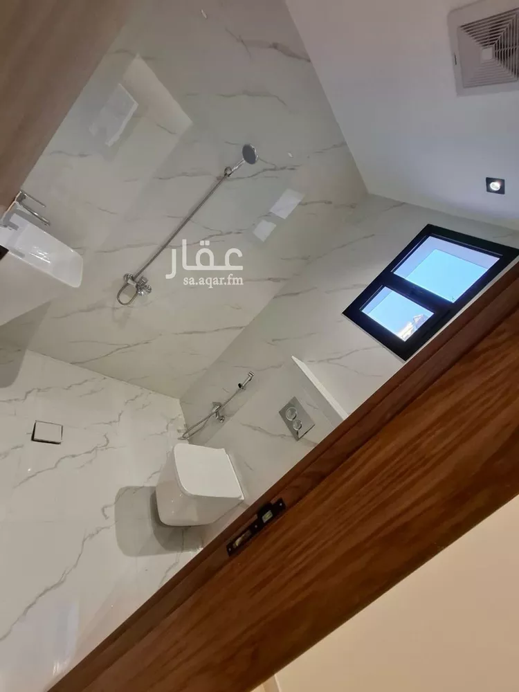 دور للبيع في شارع محمد سعيد سنبل, حي عكاظ, مدينة الرياض, منطقة الرياض 10