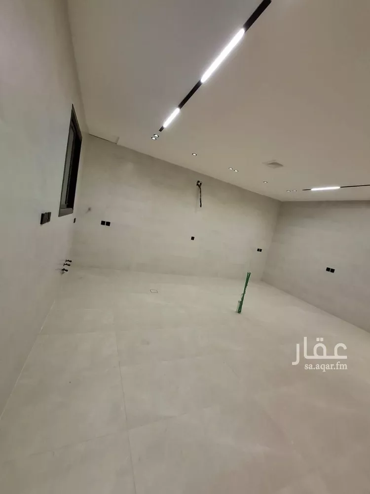Floor for Sale in Riyadh Badr 9