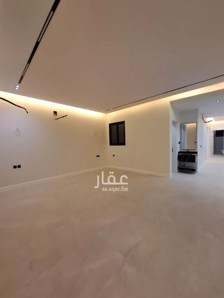 Floor for Sale in Riyadh Badr 8