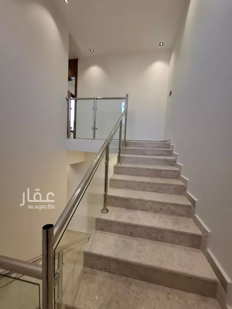 دور للبيع في شارع محمد سعيد سنبل, حي عكاظ, مدينة الرياض, منطقة الرياض 12