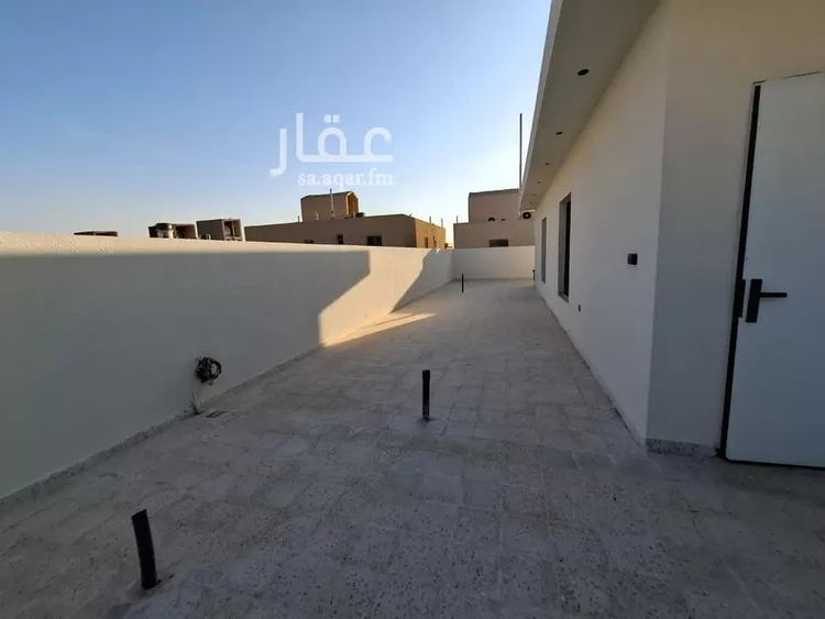 دور للبيع في شارع محمد سعيد سنبل, حي عكاظ, مدينة الرياض, منطقة الرياض 18