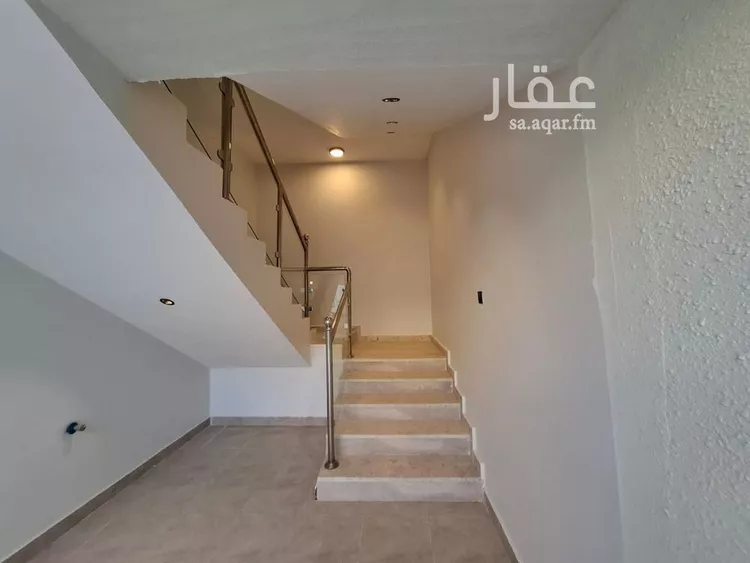 دور للبيع في شارع محمد سعيد سنبل, حي عكاظ, مدينة الرياض, منطقة الرياض 11