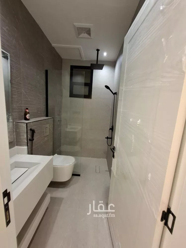 Floor for Sale in Riyadh Badr 6