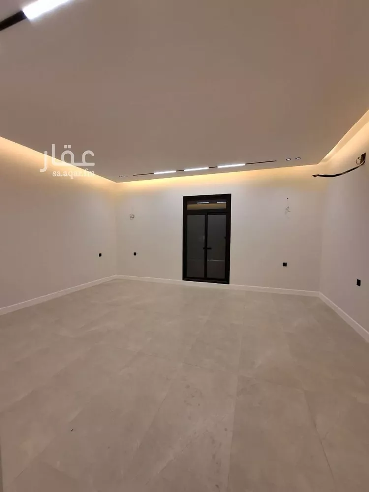 Floor for Sale in Riyadh Badr 18