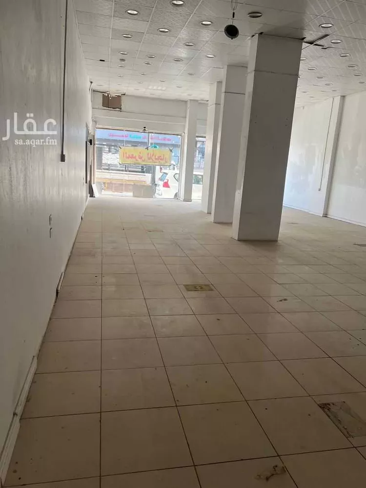 محل للإيجار في شارع طريق خالد بن الوليد, حي القمرية, مدينة الطائف, منطقة مكة المكرمة صورة 2