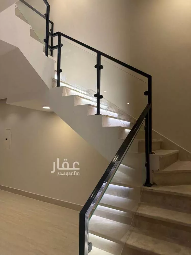 فيلا للبيع في شارع الشيخ صباح الاحمد, حي ضاحية الملك فهد, مدينة الدمام, المنطقة الشرقية 6
