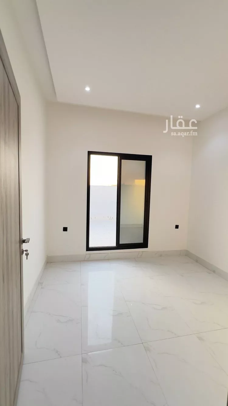 Floor for Sale in Riyadh Al Uraija Al Gharbiyah 11