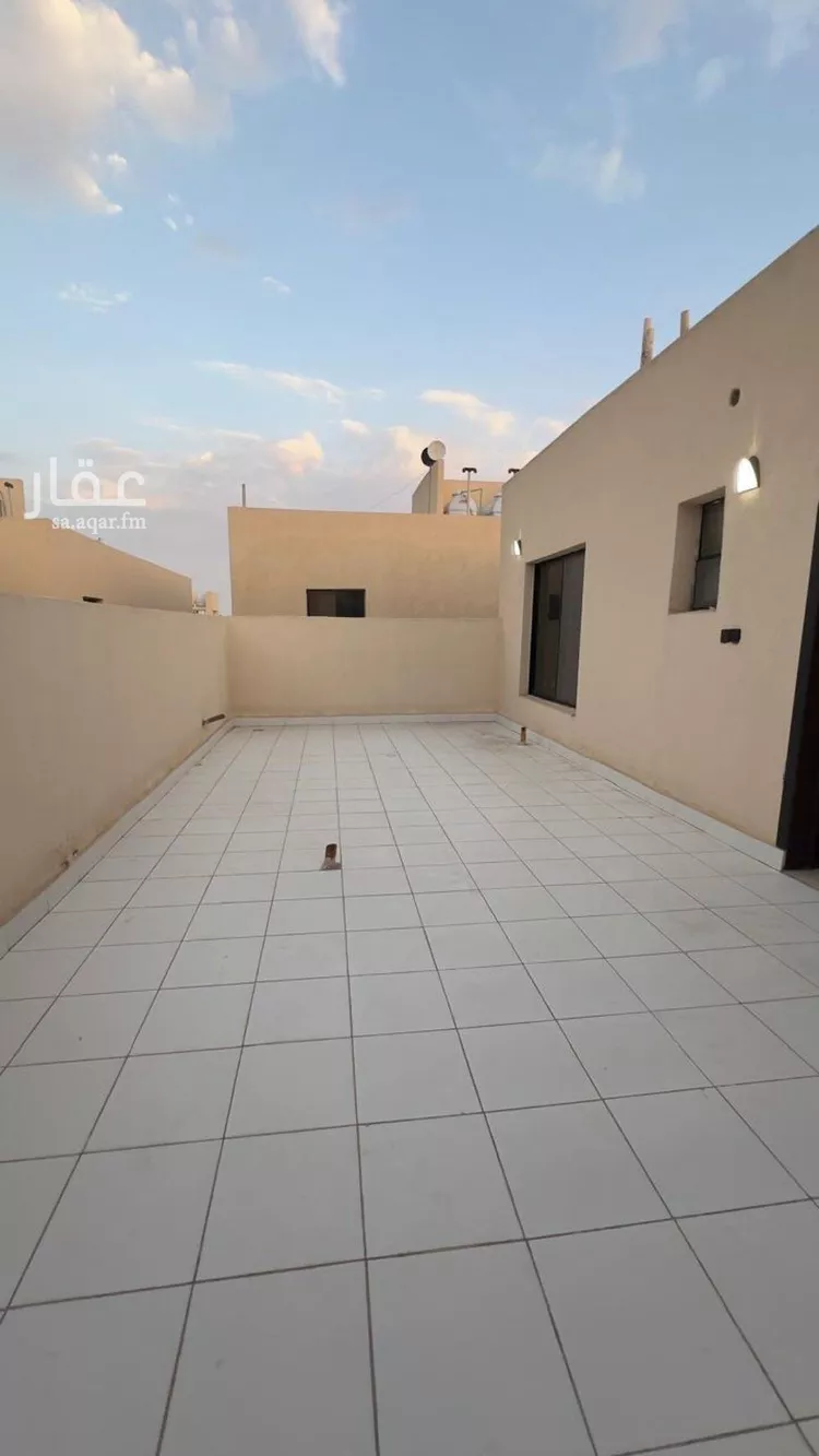 شقة للبيع في شارع أبي منصور الكوفي, حي بدر, مدينة الرياض, منطقة الرياض 7