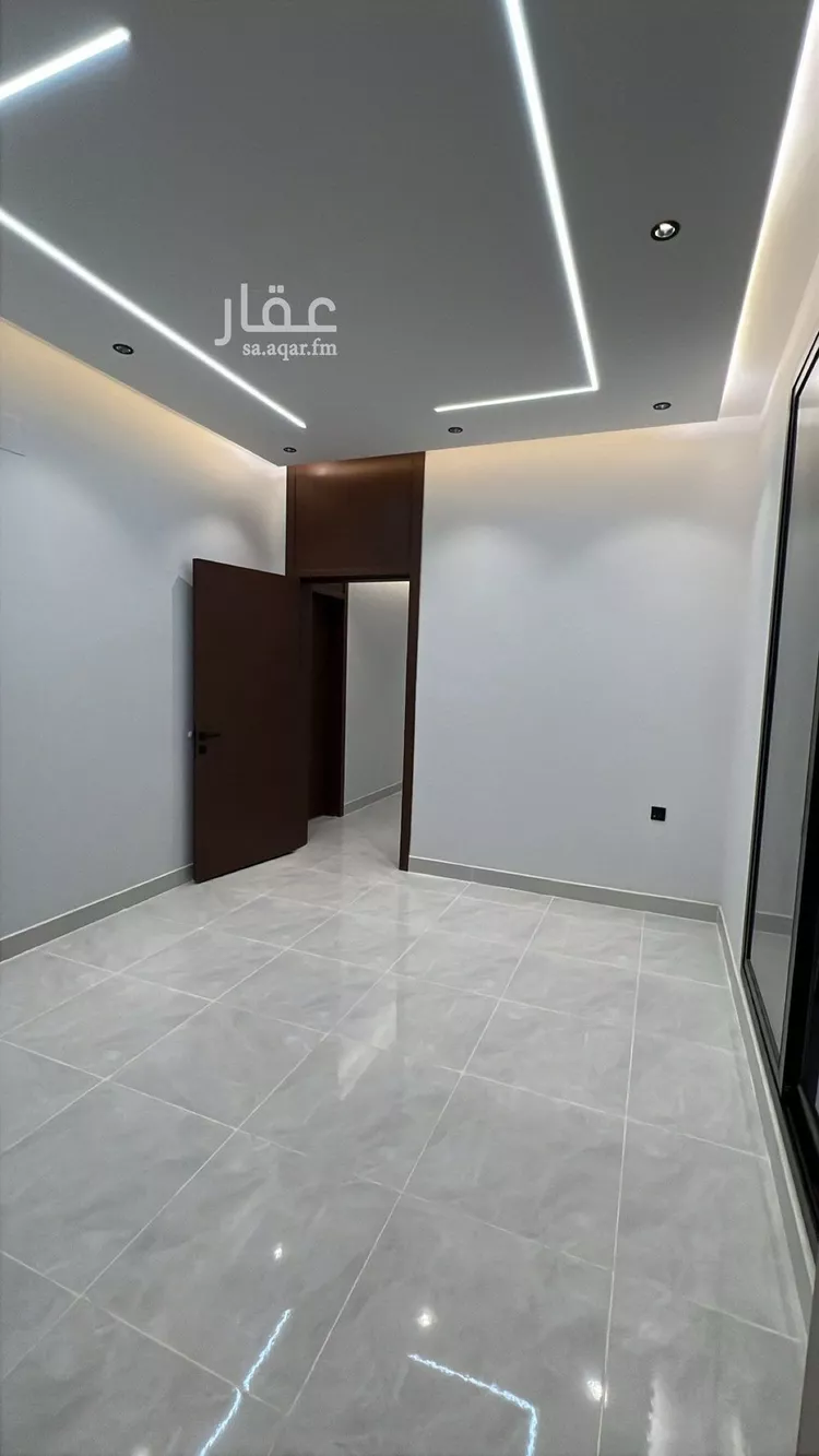 Floor for Sale in Riyadh Tuwaiq 9