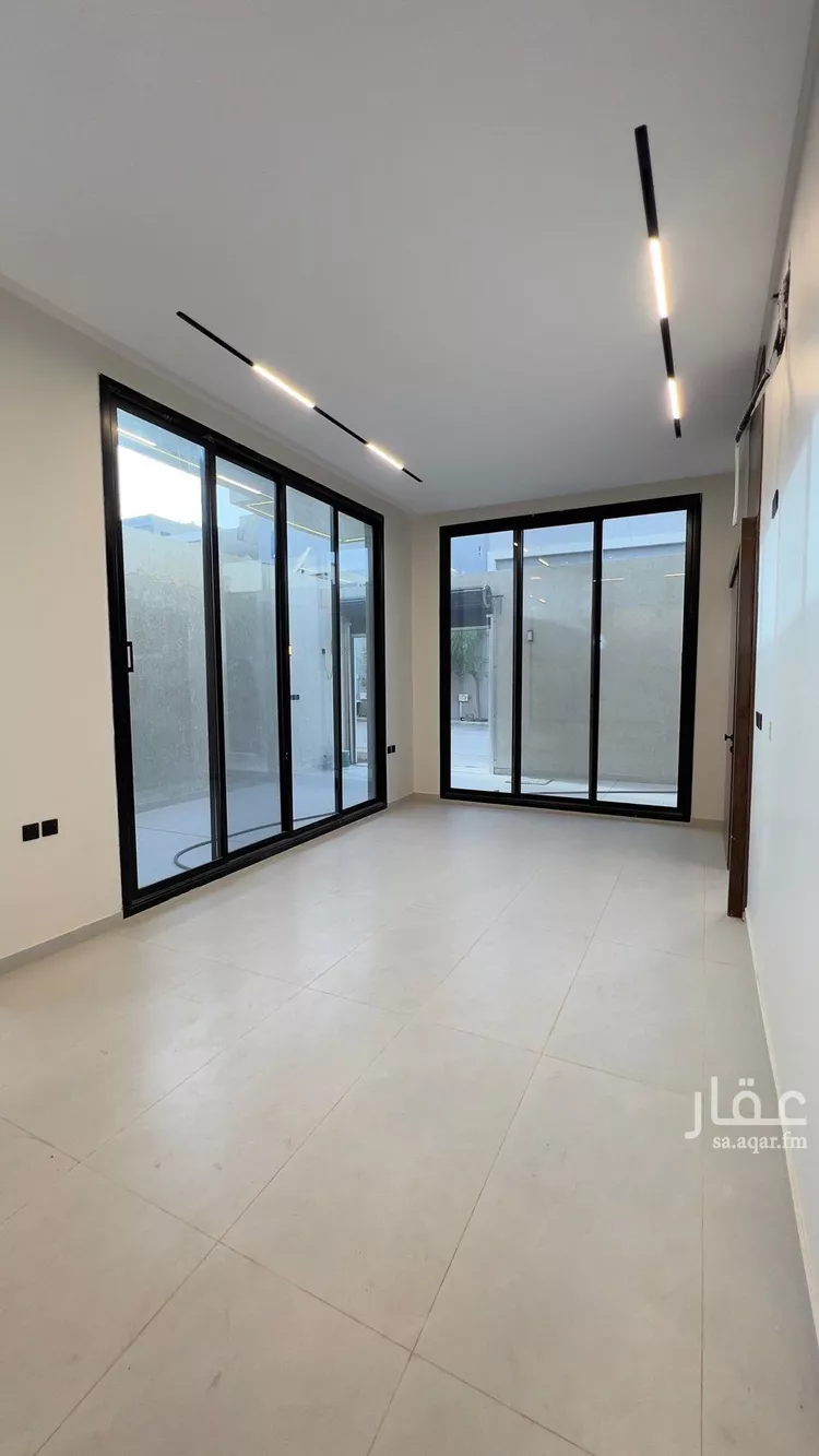 فيلا للبيع في شارع نوفل العامري, حي العوالي, مدينة الرياض, منطقة الرياض 6