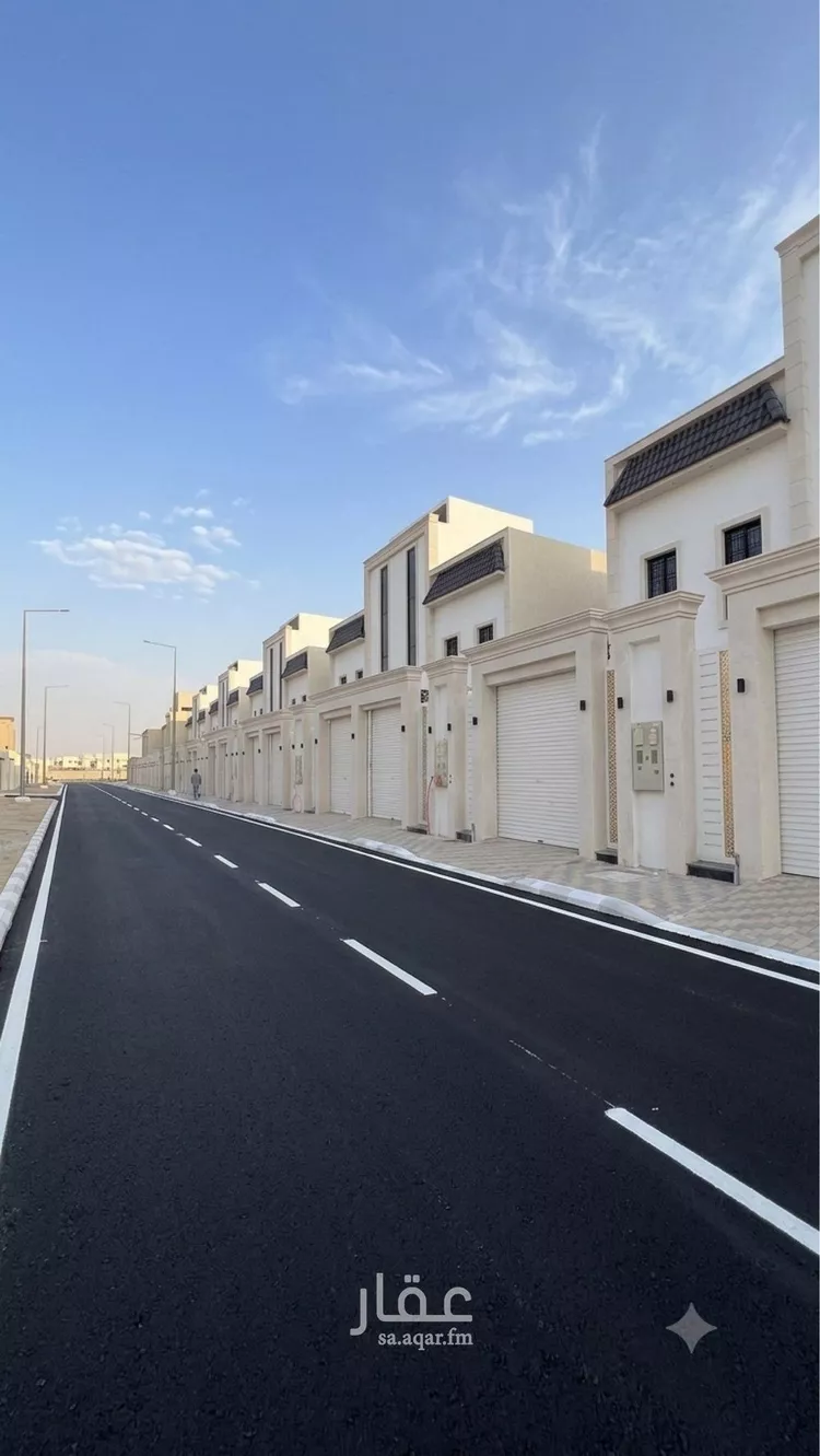 دور للبيع في شارع حسن مشاط, حي عكاظ, مدينة الرياض, منطقة الرياض