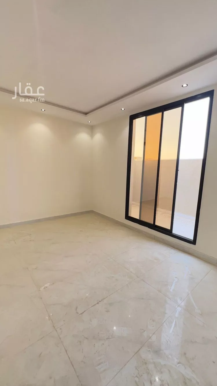 فيلا للبيع في شارع نوفل العامري, حي العوالي, مدينة الرياض, منطقة الرياض صورة 2