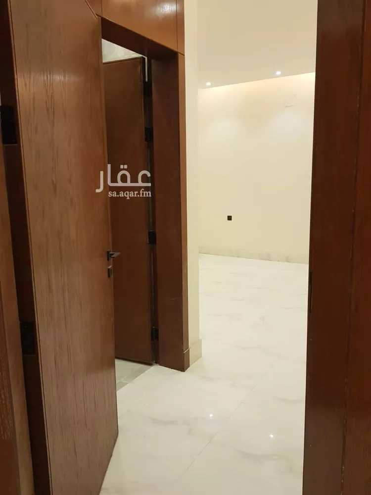 شقة للبيع في شارع قتادة الدوسي, حي العوالي, مدينة الرياض, منطقة الرياض 8
