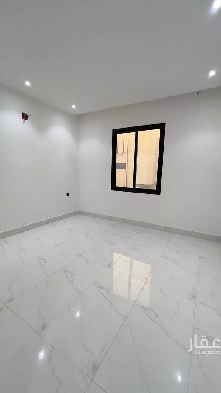Floor for Sale in Riyadh Al Uraija Al Gharbiyah 11