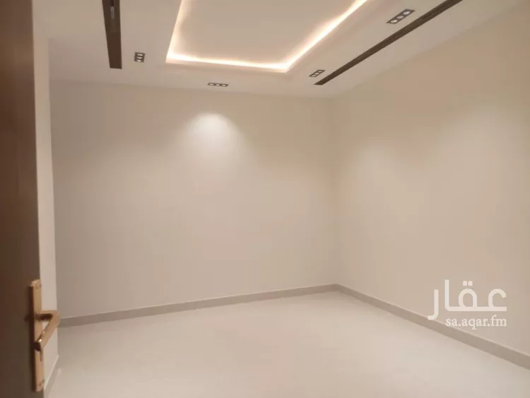 دور للبيع في شارع الحسن السكري, حي بدر, مدينة الرياض, منطقة الرياض صورة 5