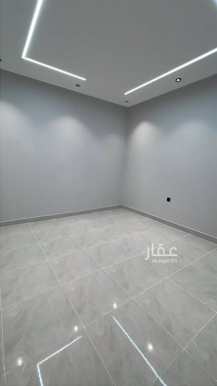 Floor for Sale in Riyadh Tuwaiq 7